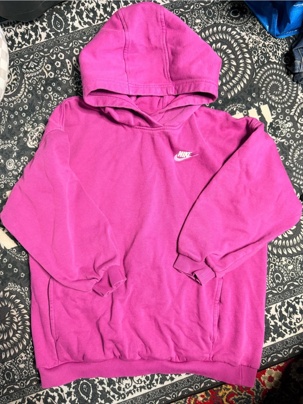 Nike women pink